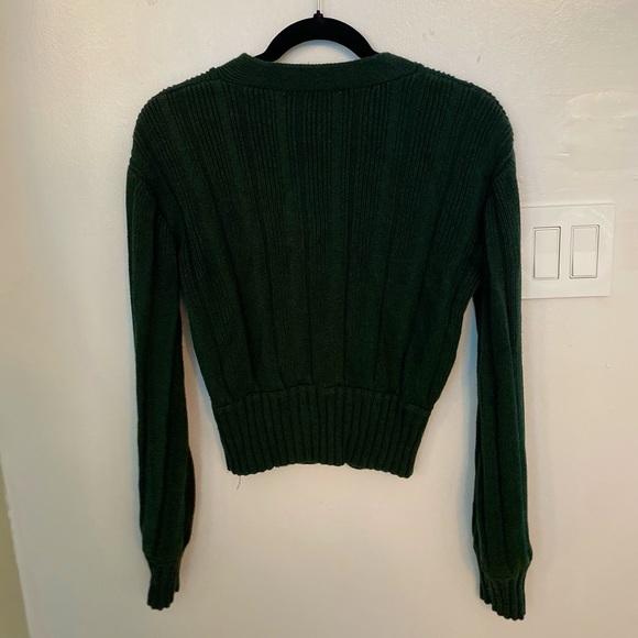 ASTR the Label Dark Forest Green Wrap Sweater Size Medium - Picture 4 of 6